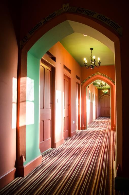 The Convent Hotel Stroud  Luaran gambar