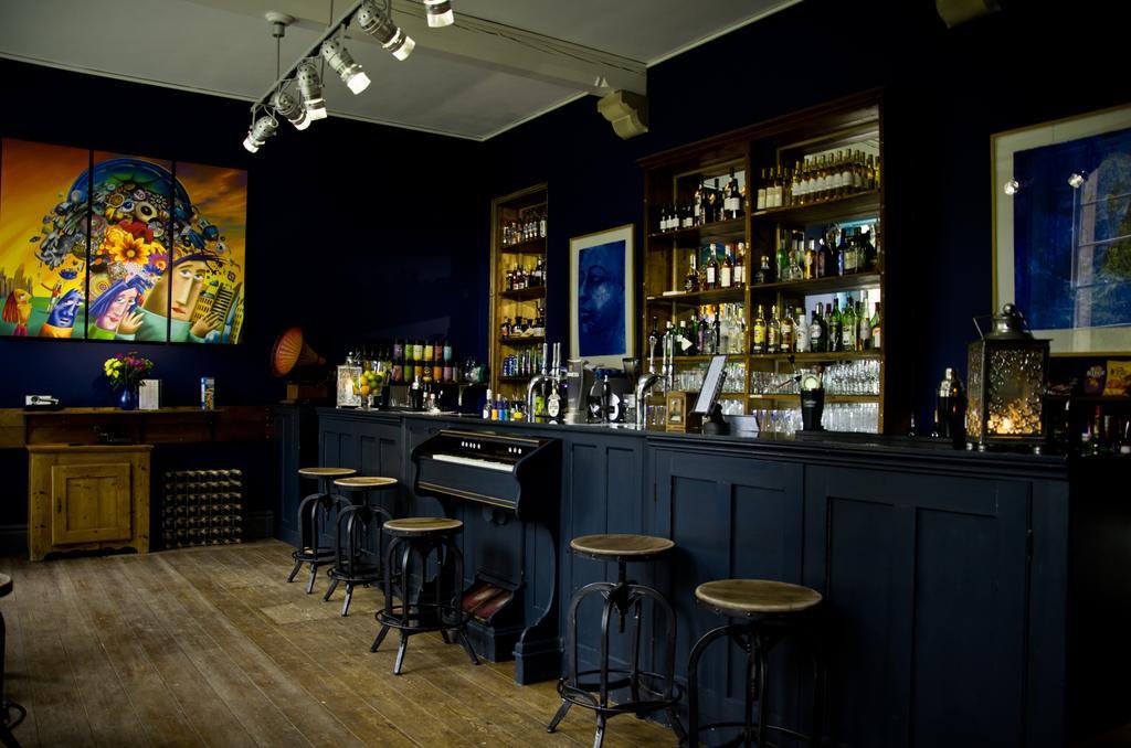 The Convent Hotel Stroud  Luaran gambar