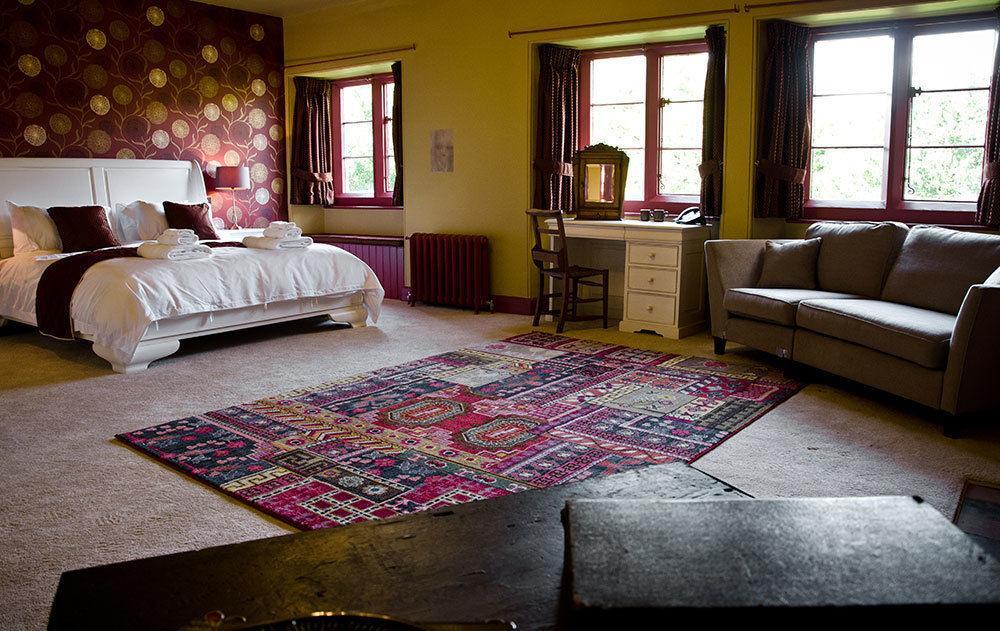 The Convent Hotel Stroud  Luaran gambar